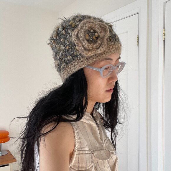 Vintage Flower Knit Chunky Beanie Hat - Picture 2 of 2